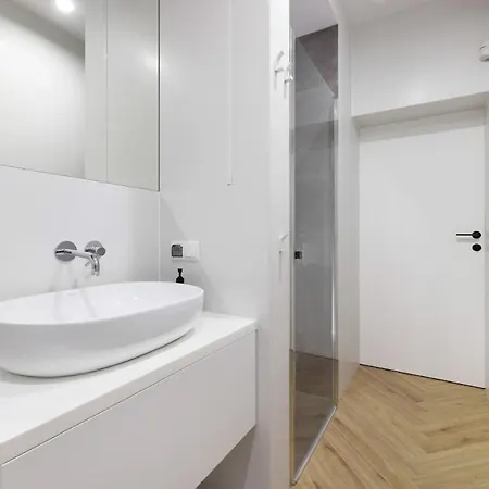 Ucieknij Do Luksusu Wola2 Villa